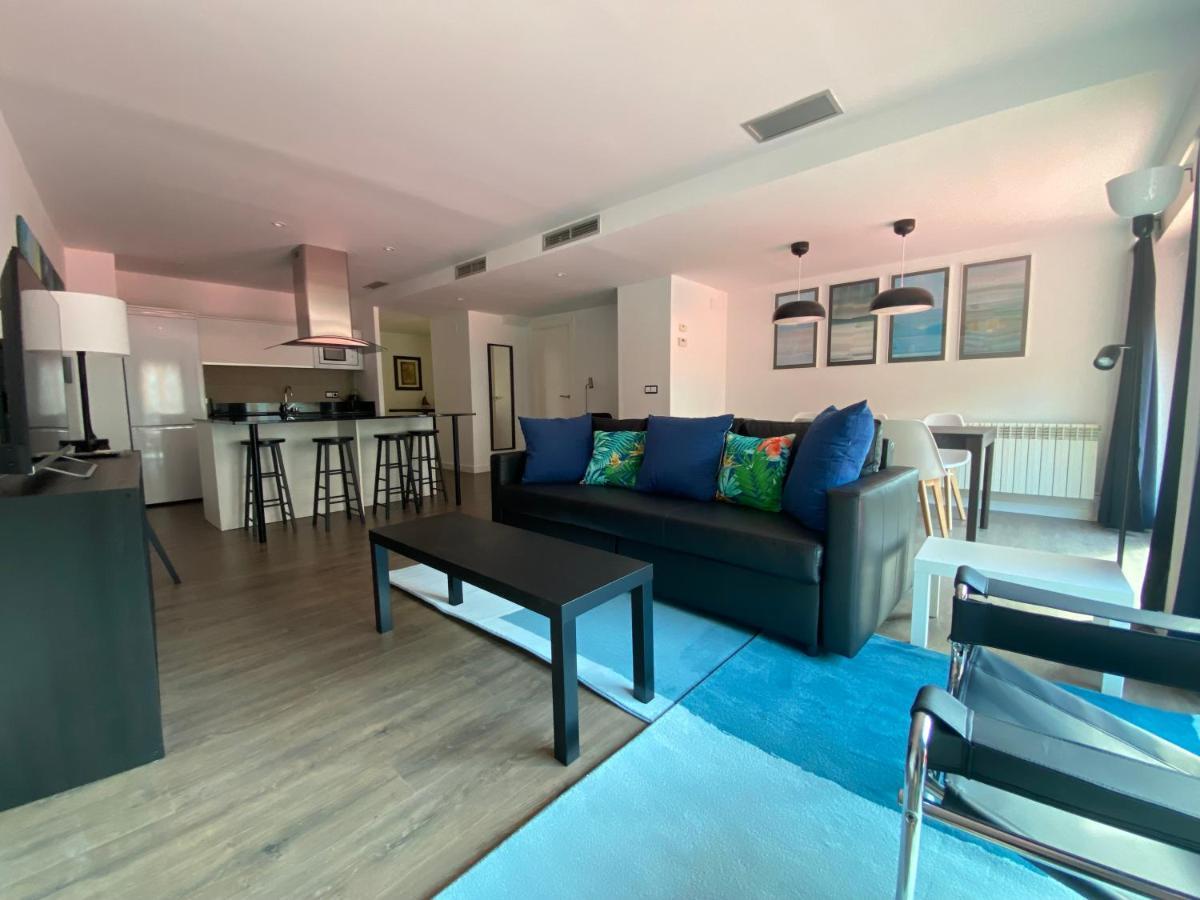 Lc Apartamentos Cesar Augusto Zaragoza Exteriör bild
