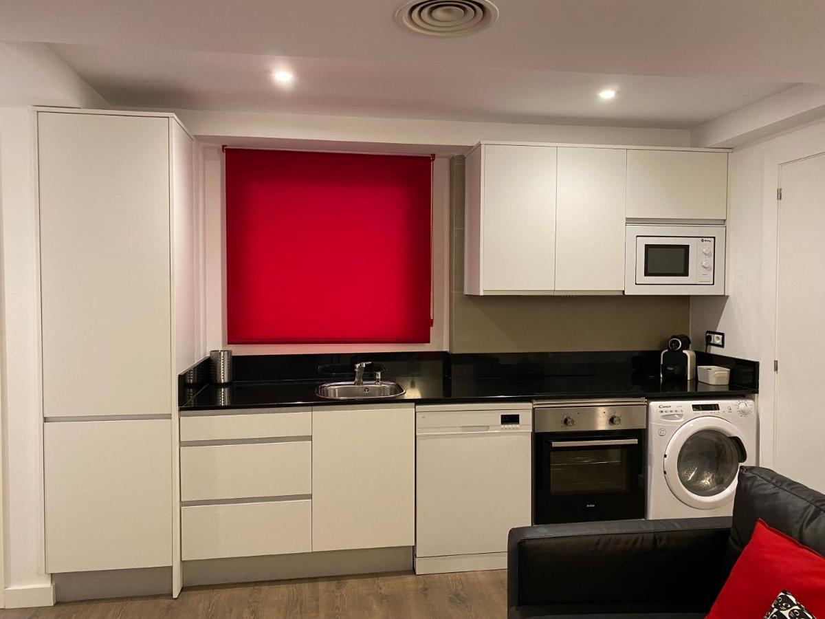 Lc Apartamentos Cesar Augusto Zaragoza Exteriör bild