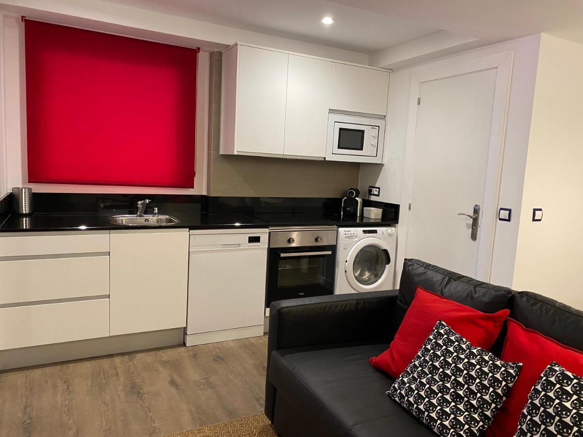 Lc Apartamentos Cesar Augusto Zaragoza Exteriör bild