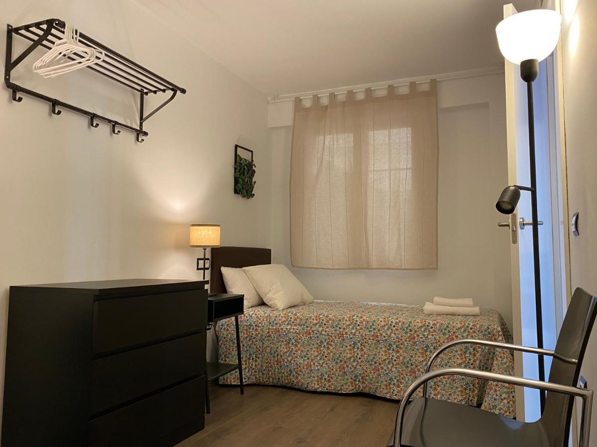 Lc Apartamentos Cesar Augusto Zaragoza Exteriör bild