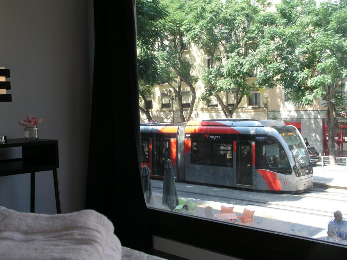Lc Apartamentos Cesar Augusto Zaragoza Exteriör bild