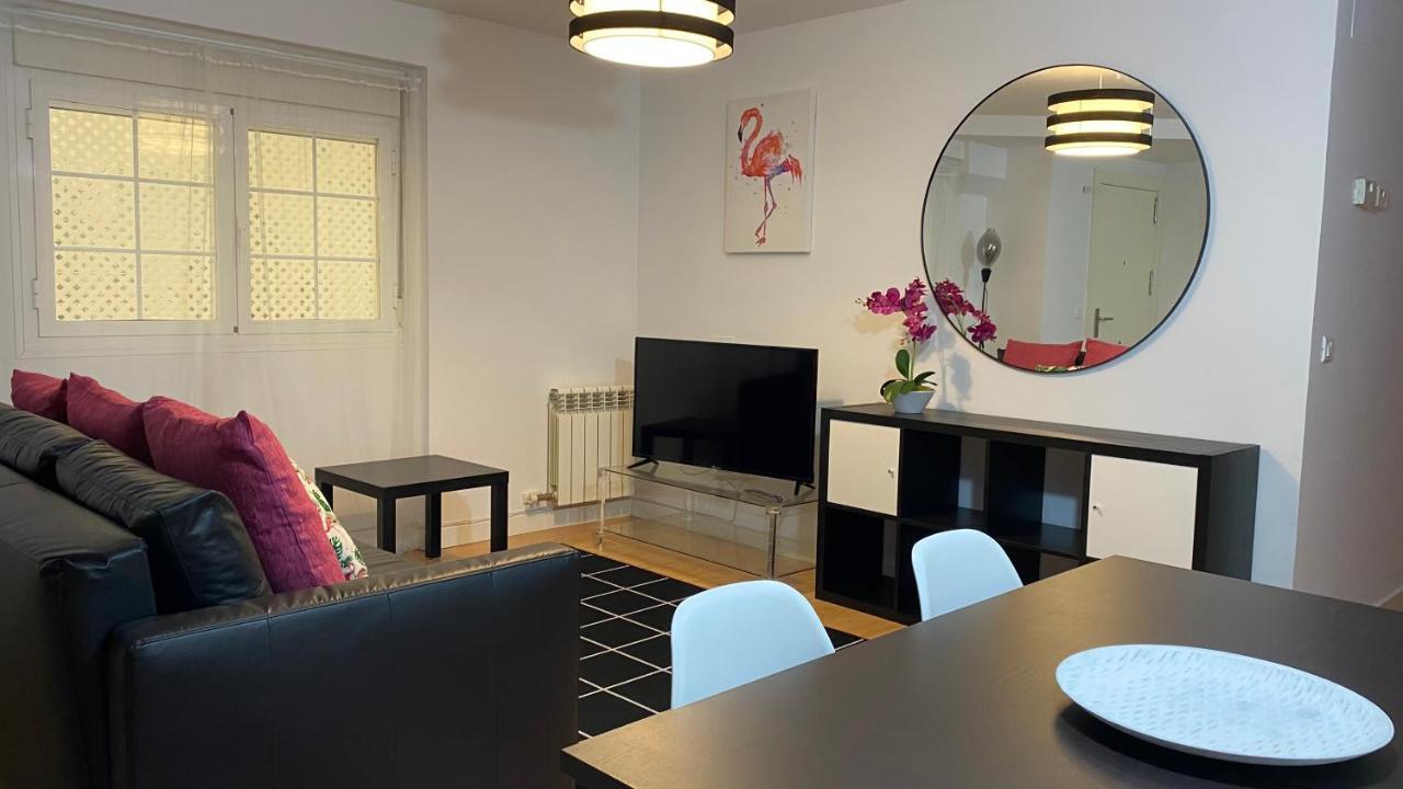 Lc Apartamentos Cesar Augusto Zaragoza Exteriör bild