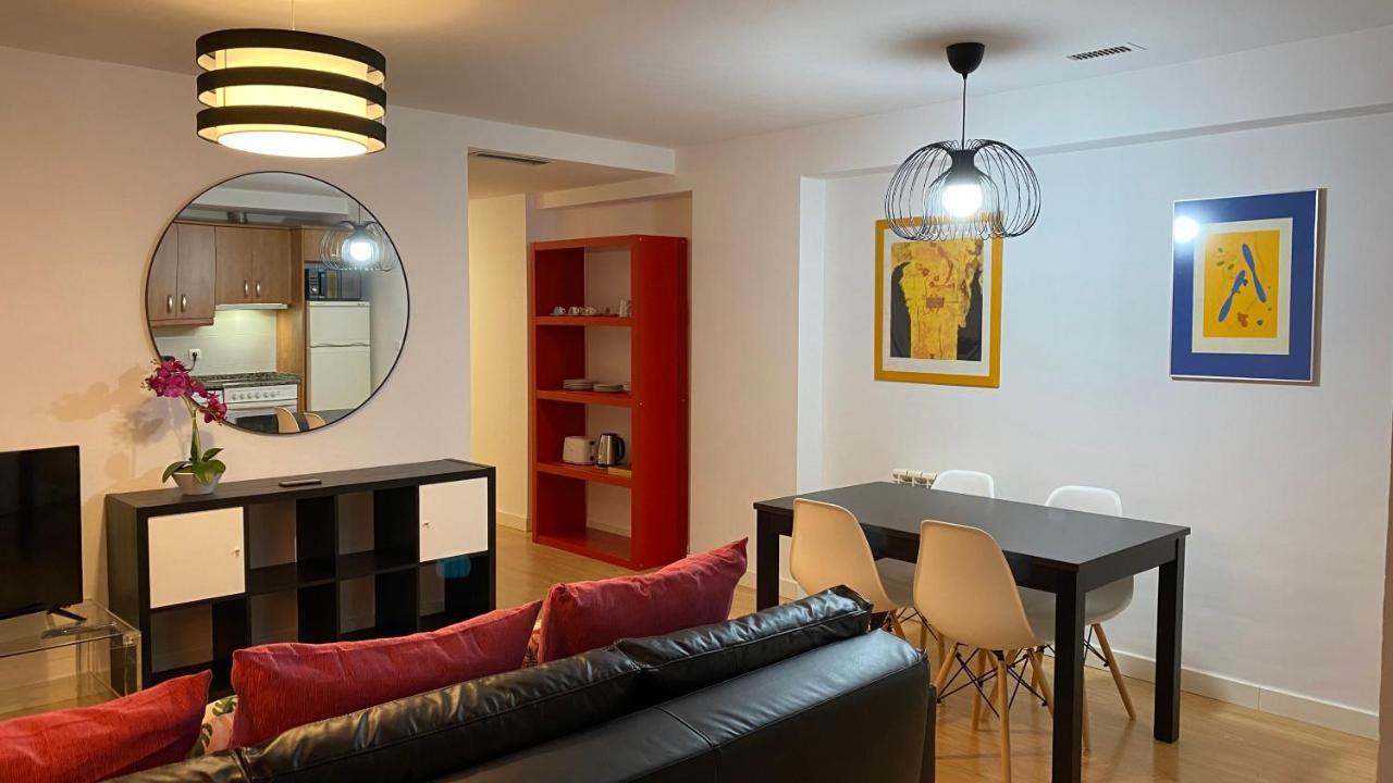 Lc Apartamentos Cesar Augusto Zaragoza Exteriör bild