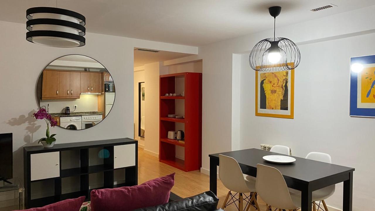 Lc Apartamentos Cesar Augusto Zaragoza Exteriör bild