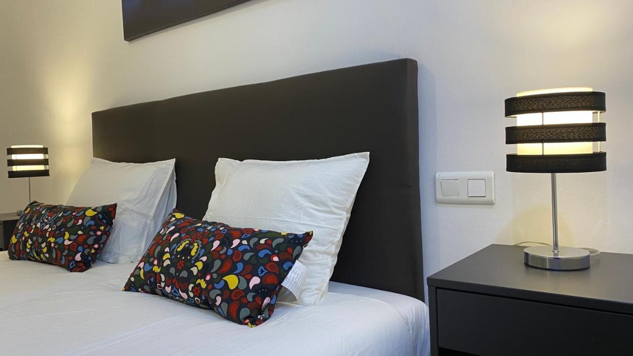 Lc Apartamentos Cesar Augusto Zaragoza Exteriör bild